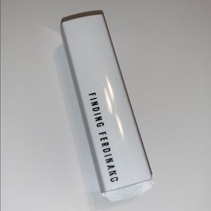 Finding Ferdinand “Au Naturel” lipstick